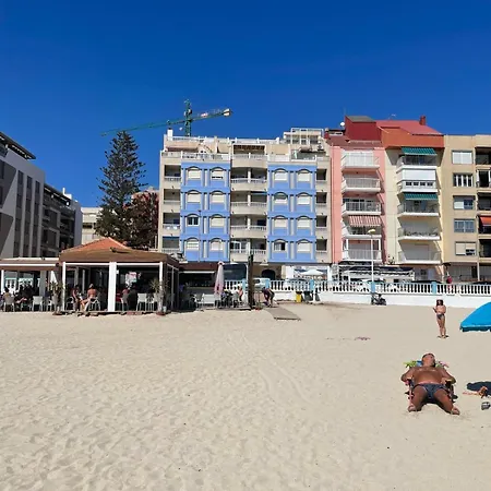 Apartment Beachfront Apartment, Sea View, Pool, Close To Bars And Restaurants Torrevieja